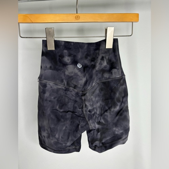 lululemon Align™ High-Rise Short 6" - Picture 2 of 2